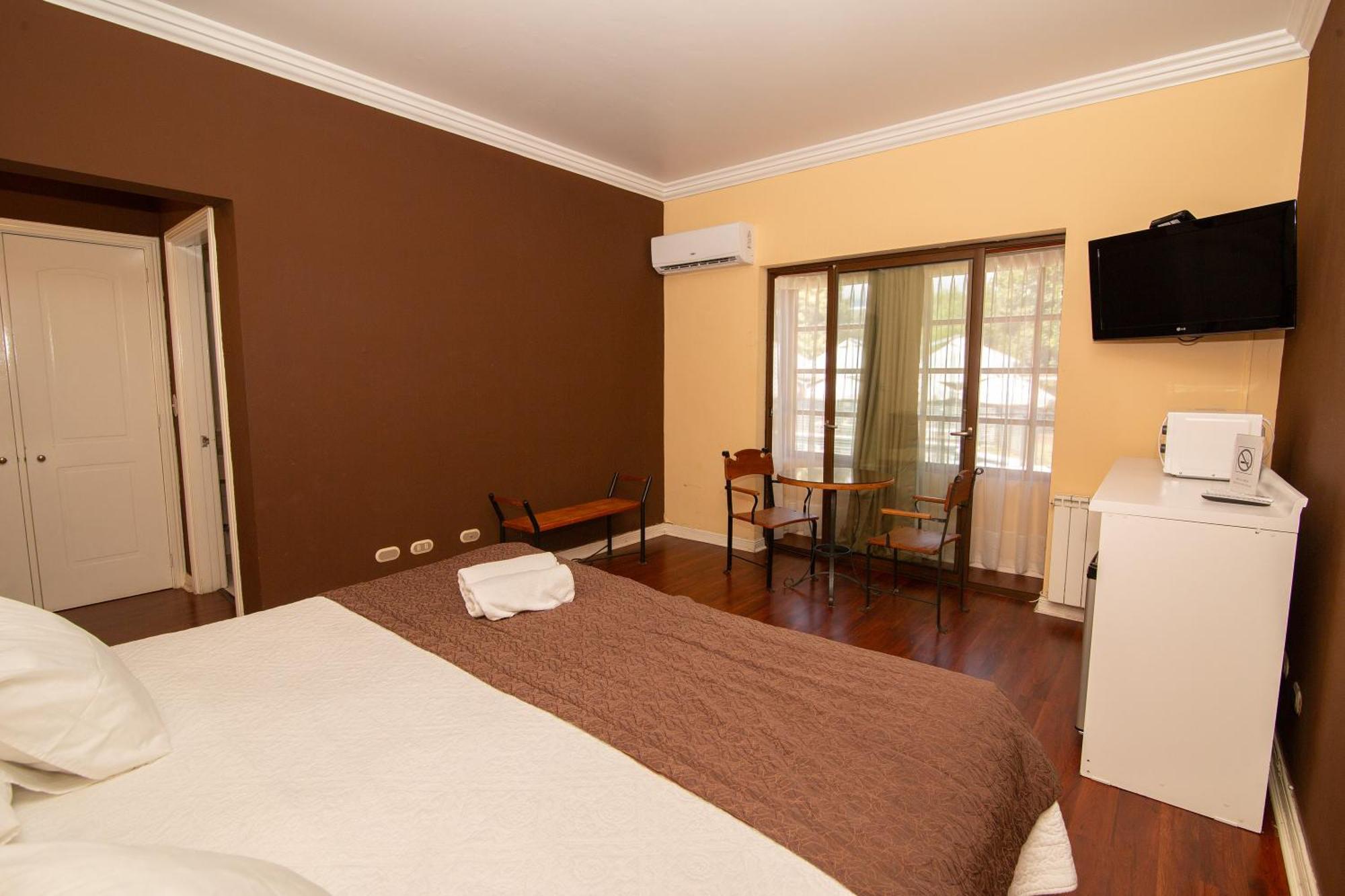 Hotel Inti Kuyen Plaza ปูกอน ภายนอก รูปภาพ